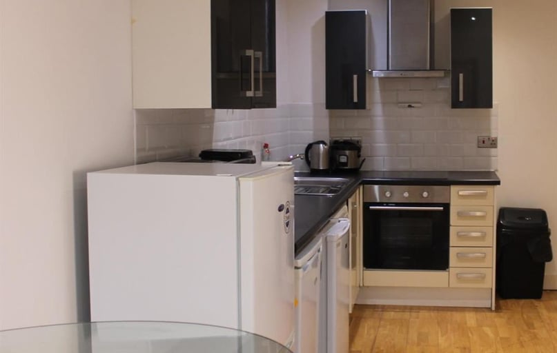 Brookland Rd, Clarendon Park, Leicester - Image 1